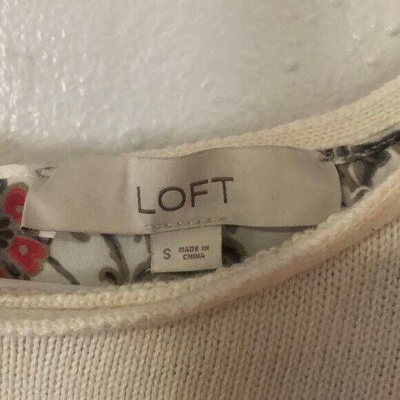 Loft size small long sleeve blouse - Picture 2 of 5